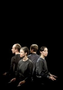 For Faces - choreographisches Quartett fuer das GEsicht von Antonia Baehr. Theater Hebbel am Ufer, 12.2010